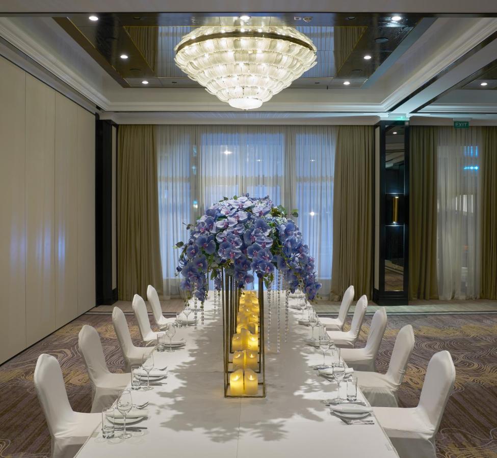 ไฮแอท รีเจนซี บิชเกก Hotel บิชเคก ภายนอก รูปภาพ