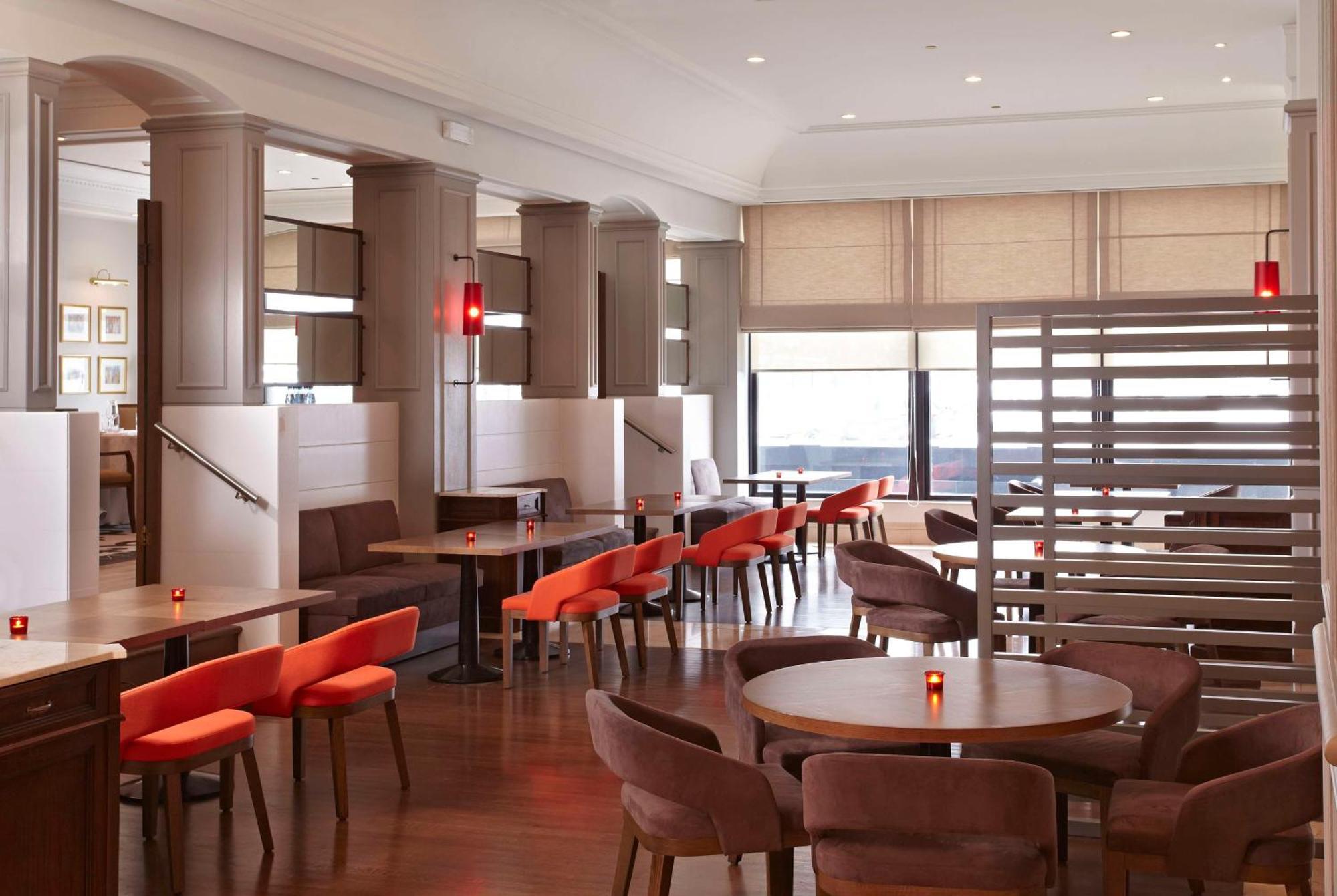 ไฮแอท รีเจนซี บิชเกก Hotel บิชเคก ภายนอก รูปภาพ