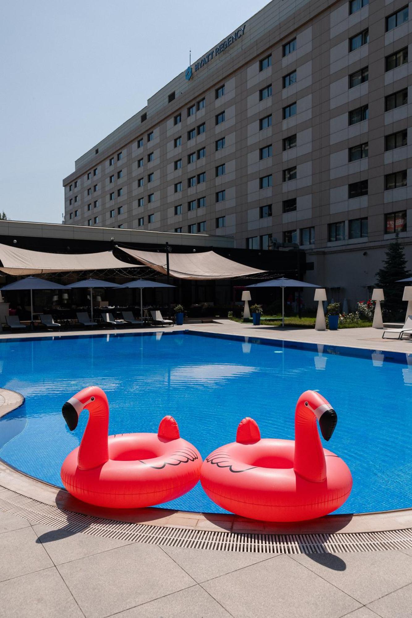ไฮแอท รีเจนซี บิชเกก Hotel บิชเคก ภายนอก รูปภาพ